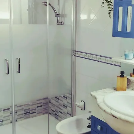 Puerta Bahia Parking Privado Апартаменты