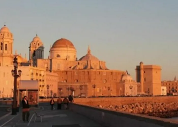 Puerta Bahia Parking Privado Jerez de la Frontera
