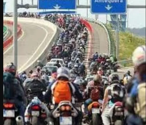 Puerta Bahia Parking Privado Appartement *